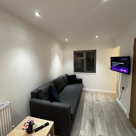 Newly Built One Bedroom Flat In Kidlington, Oxfordshire Eksteriør billede