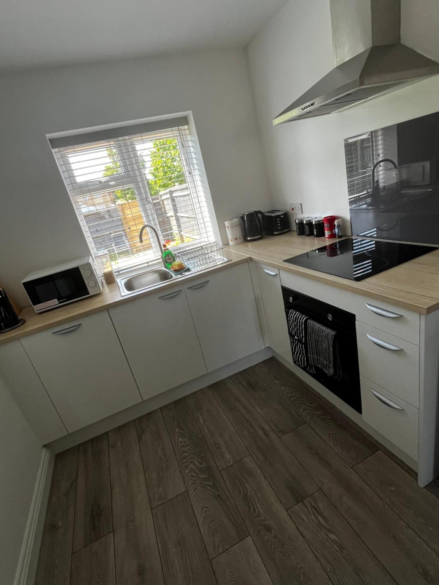 Newly Built One Bedroom Flat In Kidlington, Oxfordshire Eksteriør billede
