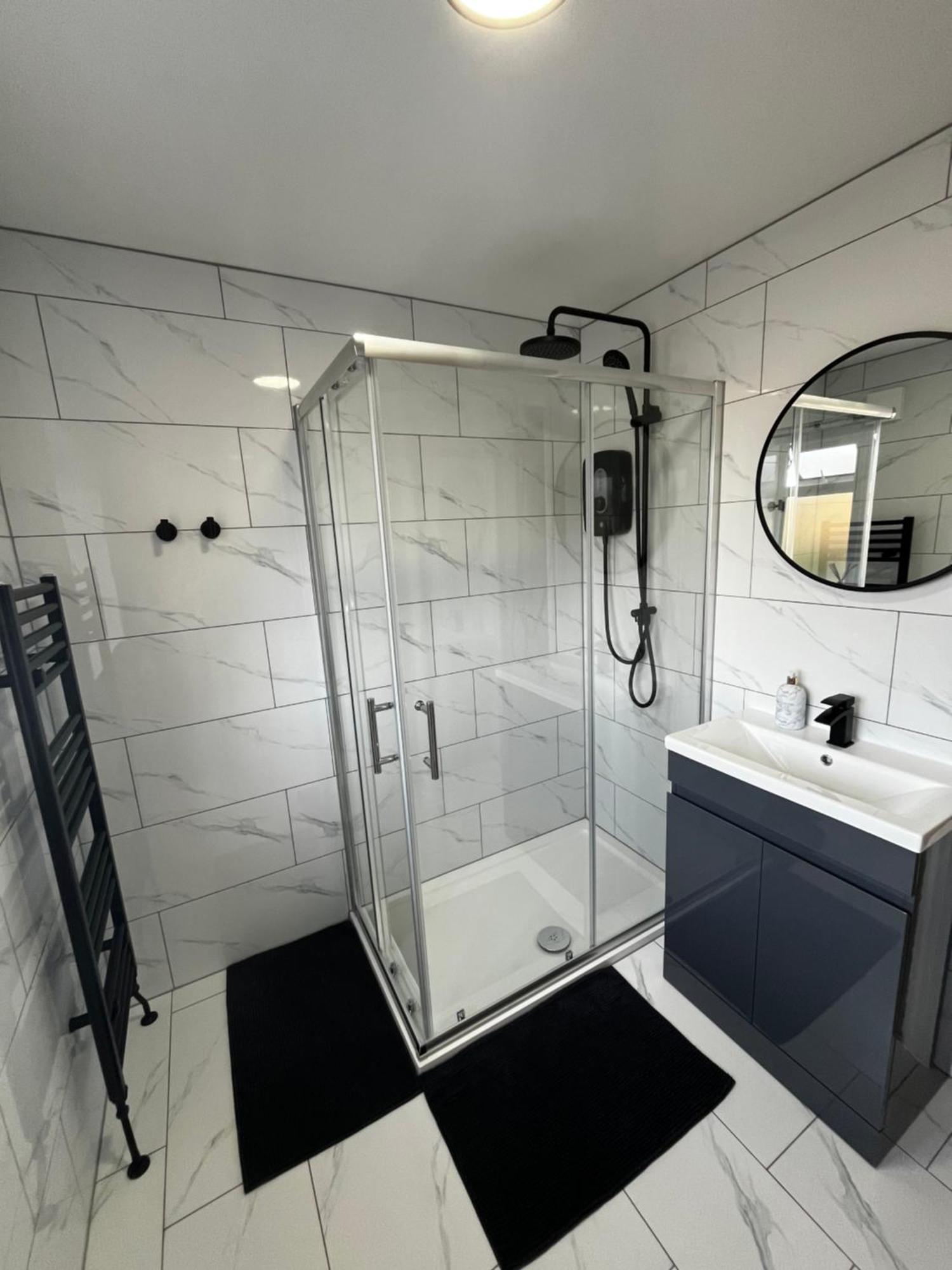 Newly Built One Bedroom Flat In Kidlington, Oxfordshire Eksteriør billede